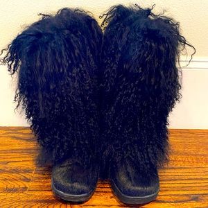 Fur boots